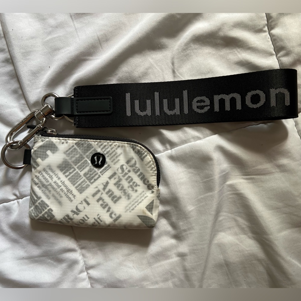 Zip up wallet